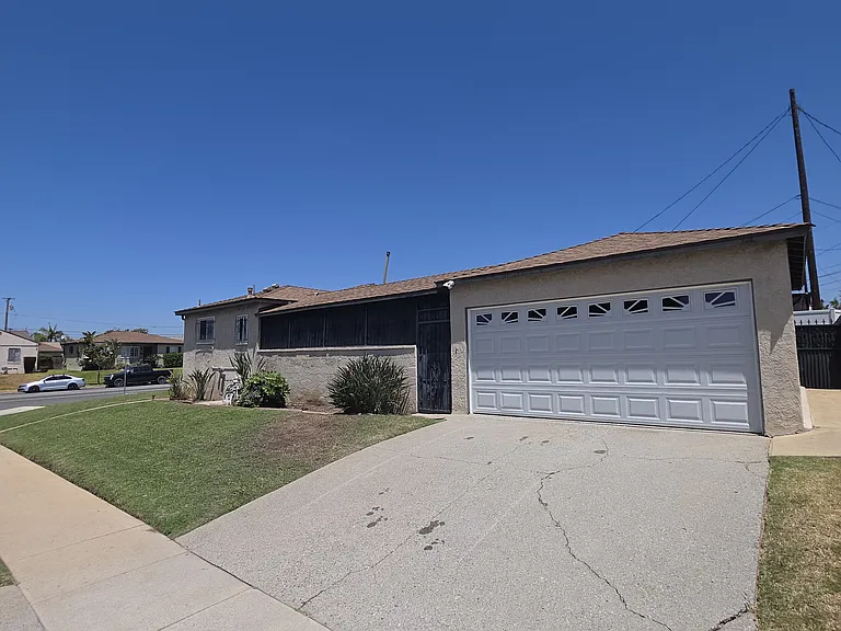2157 W 109th Pl — Photo 33