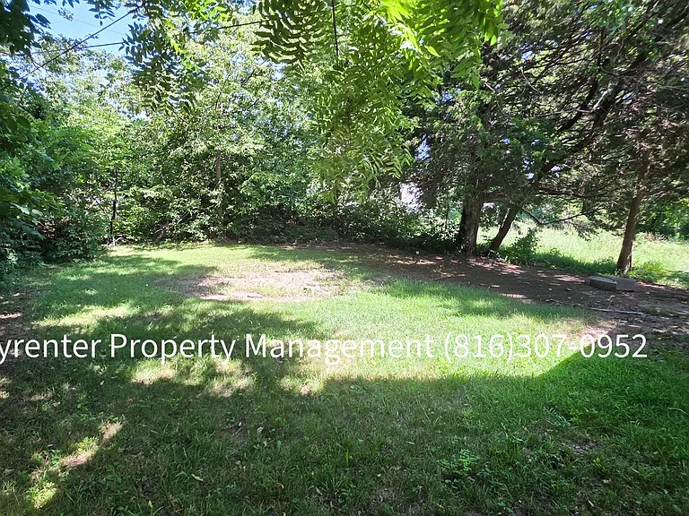 3921 Myrtle Ave — Photo 16