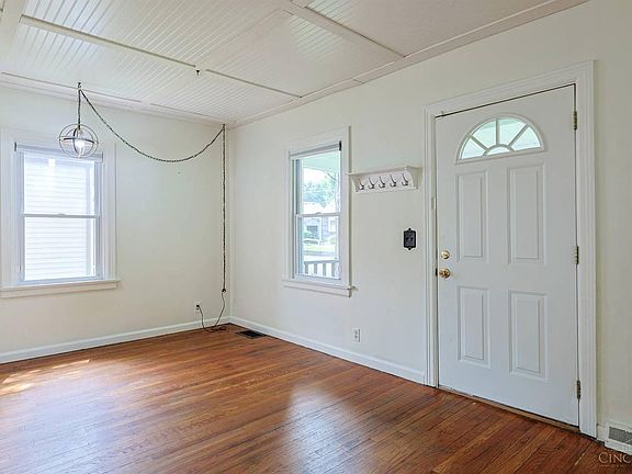 5th image of 6648 Foster Ave