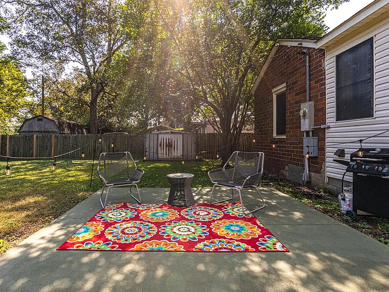 1300 Sparkman St SW — Photo 44