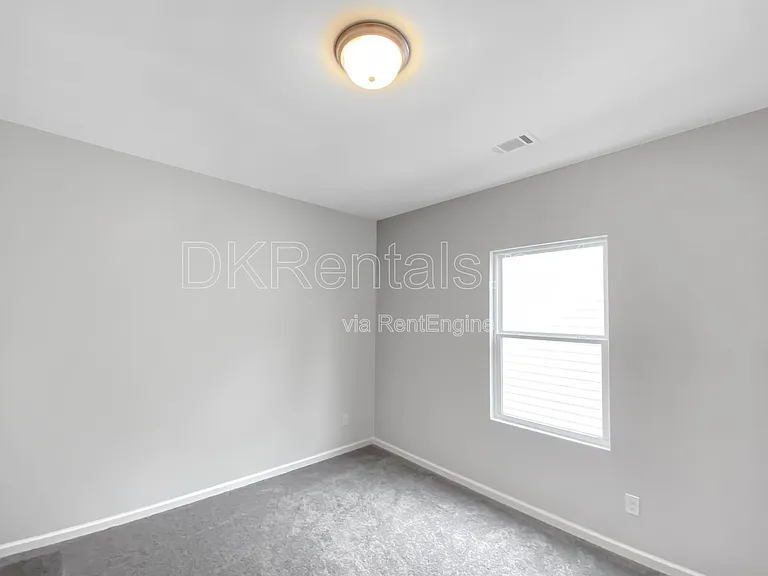 245 Birchwood Row — Photo 15