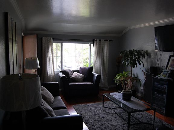 5th image of 1631 Berona Way