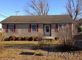 829 7th St, Waynesboro, VA 22980