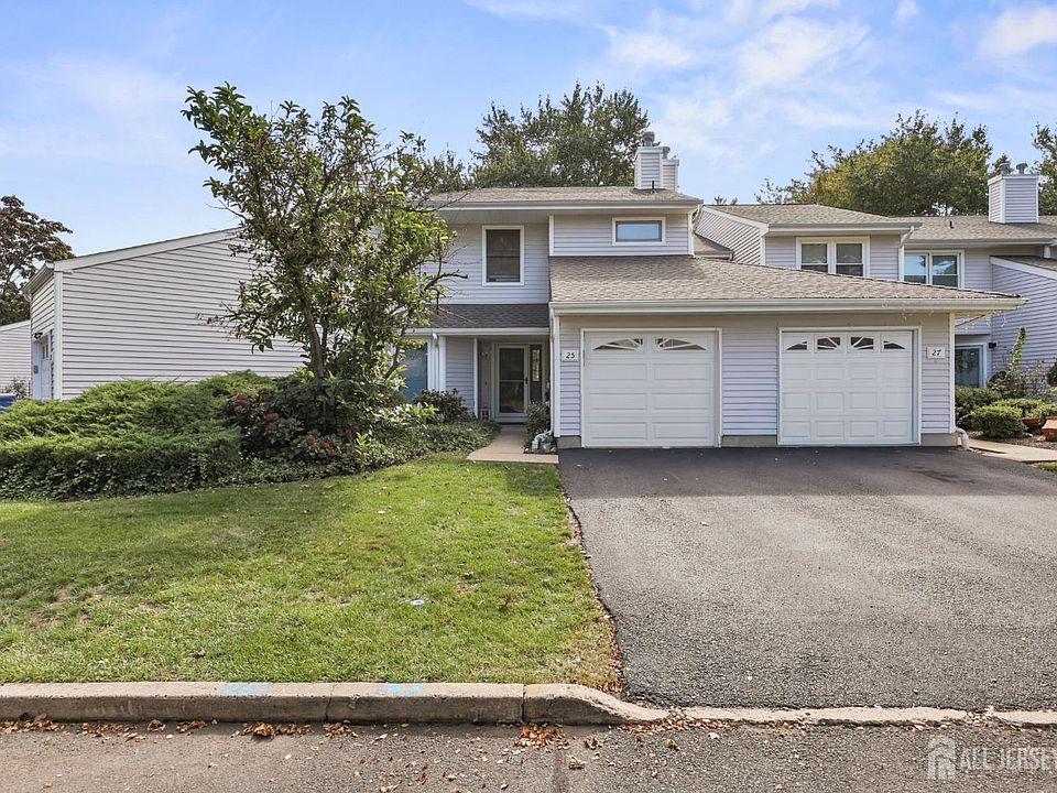 1st image of 25 Sandpiper Dr