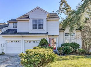 104 Bonnie Dr, Middletown, NJ 07748