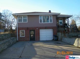7114 S 18th St, Bellevue, NE 68147