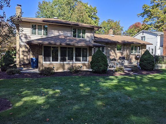 5th image of 9691 Stoney Creek Ln
