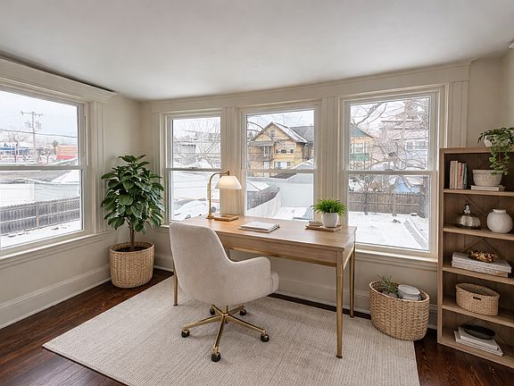 5th image of 331 Bedford Ave #2