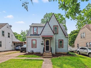 1193 SW Warren Ave, Topeka, KS 66604
