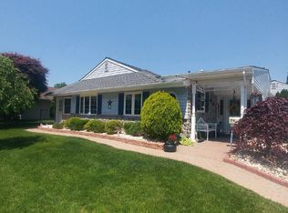214 Alden Ave, Morrisville, PA 19067