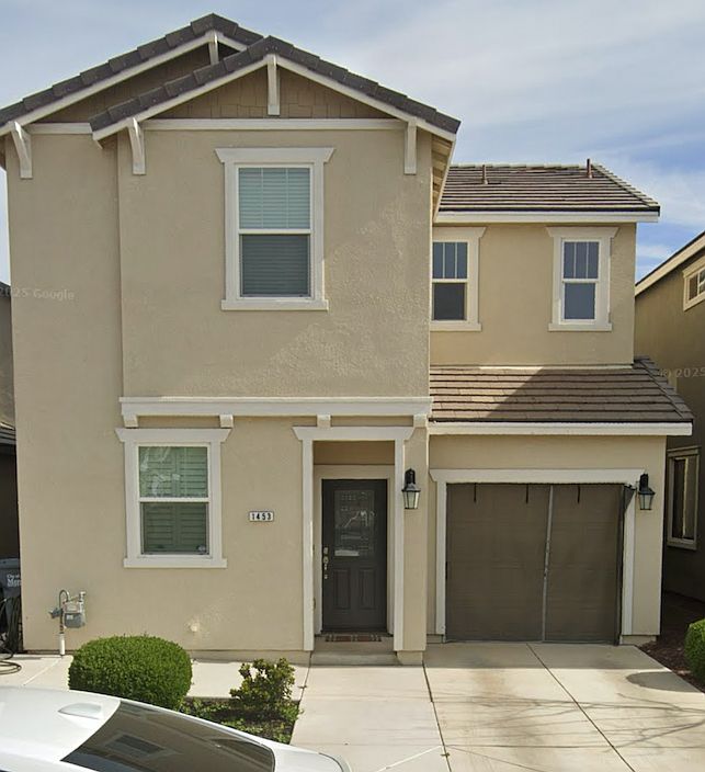 Front view of the home.