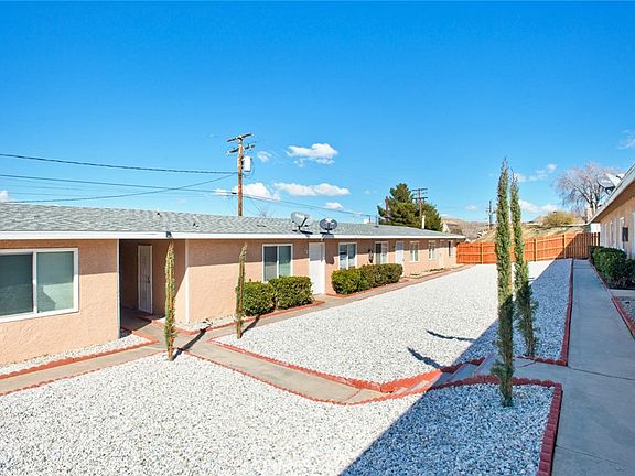 2nd image of 15564 Hesperia Rd