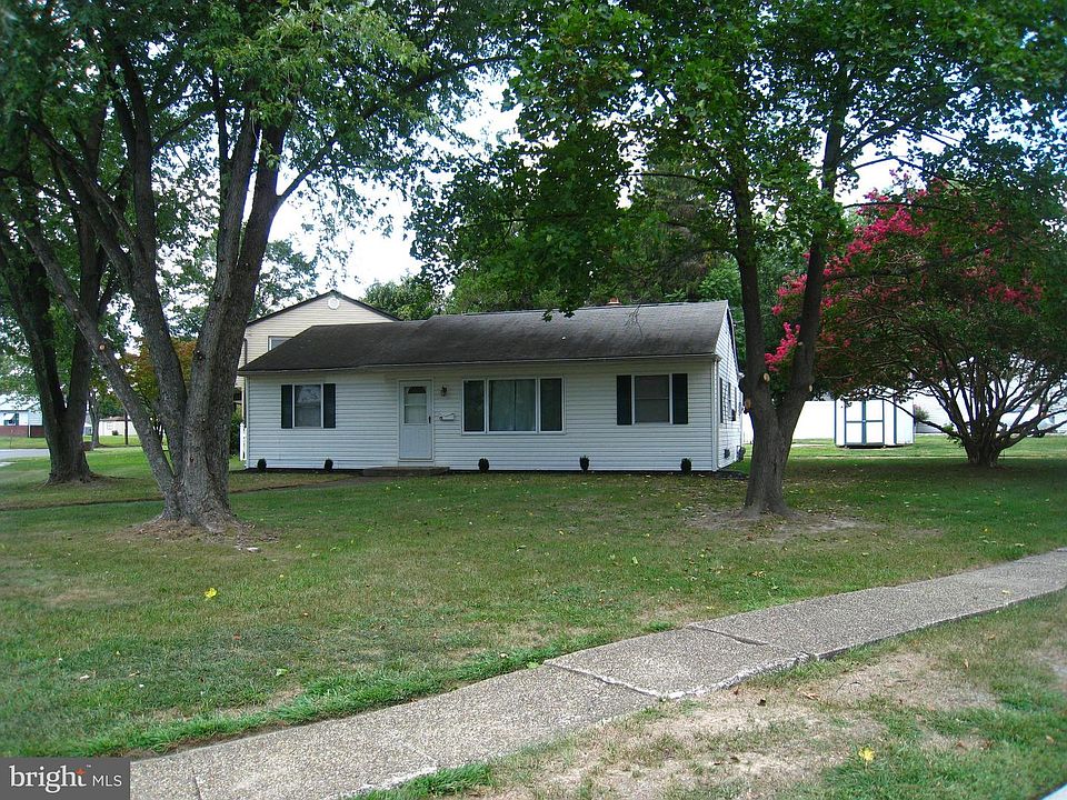 1st image of 29 Bryn Mawr Ave