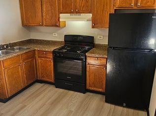 6824 S Perry Ave APT 3W, Chicago, IL 60621