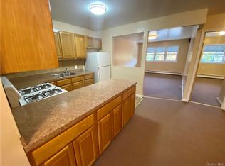 733 Beach Ave #3, Bronx, NY 10473