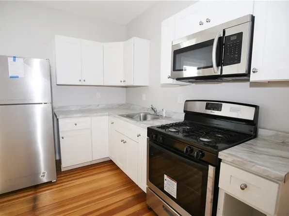 110 Ellery St #1, Providence, RI 02909