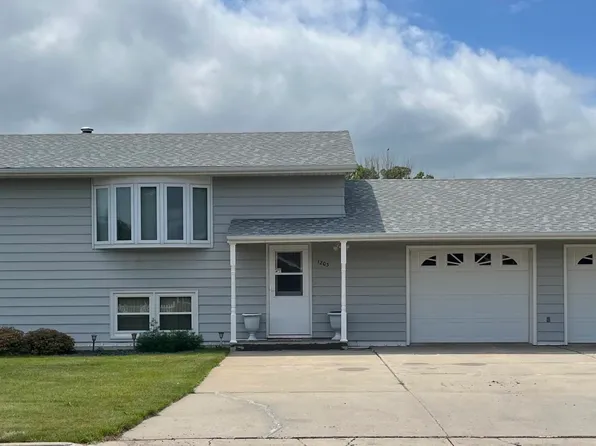 1203 9th Ave W, Mobridge, SD 57601