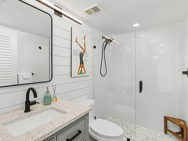 50 Seagate Dr #302 — Photo 7