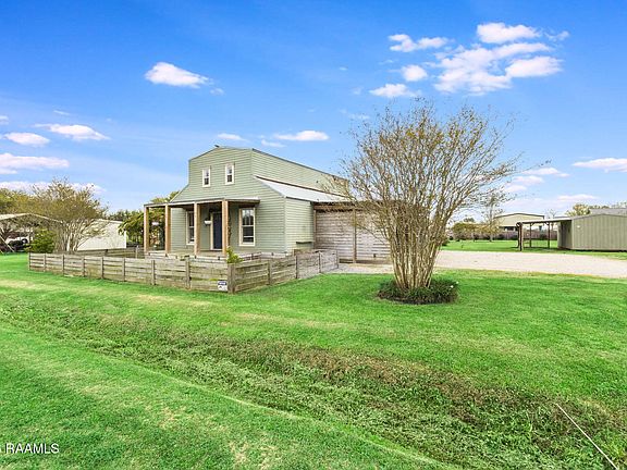 2nd image of 4527 Naud Rd