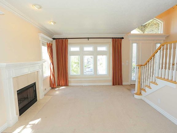 4th image of 2952 E Caitland Ct