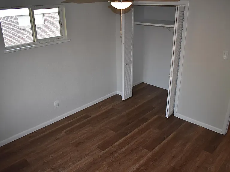 6250 W Ohio Ave — Photo 2