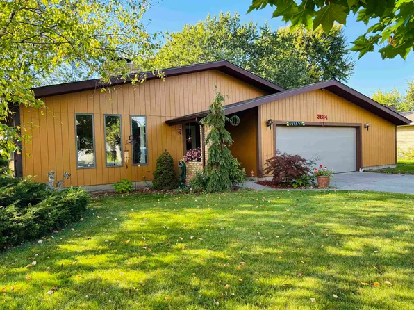 3824 Two Mile Rd, Bay City, MI 48706