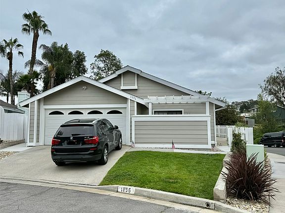 2nd image of 1896 Palisades Dr