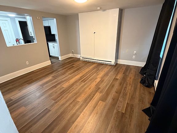 3rd image of 15 Ten Broeck St #G
