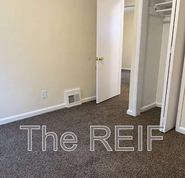 20429 Monte Vista St — Photo 2