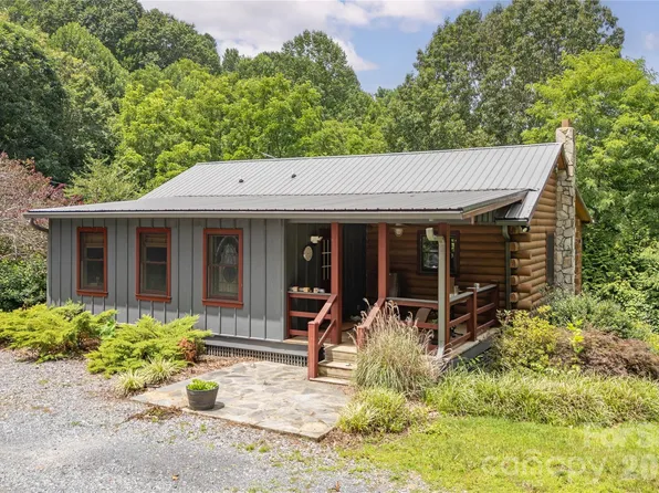 47 Buchanan Ln, Canton, NC 28716