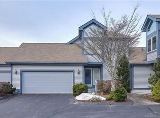 9 Canberra Ct, Mystic, CT 06355