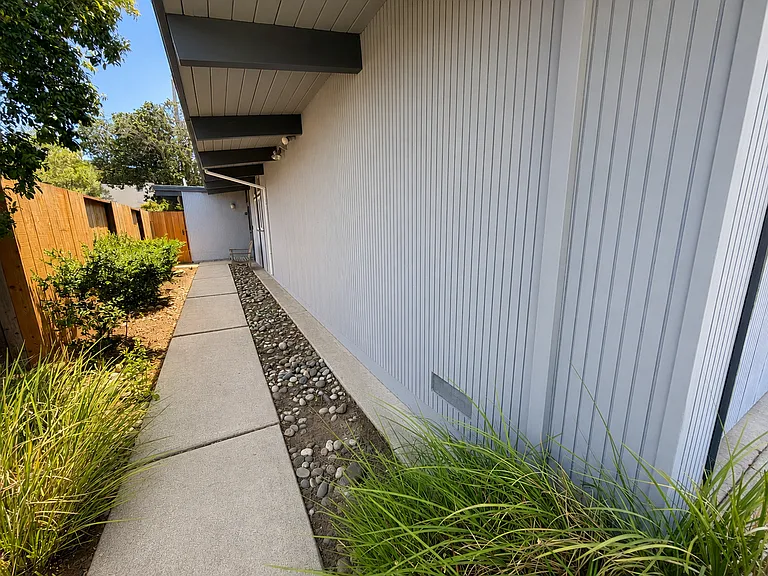 1787 Wolfe Dr — Photo 30