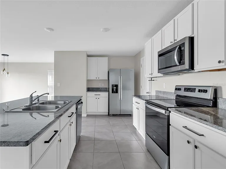 16728 Kingman Reef St — Photo 3