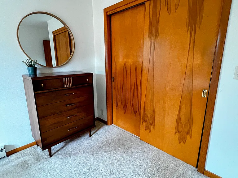 228 W Lexington Blvd — Photo 16