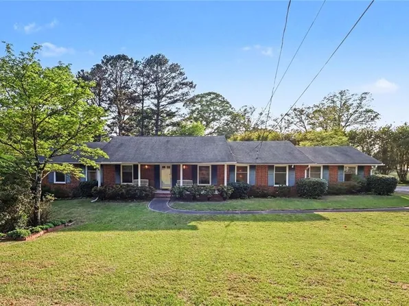 3145 Kelley Chapel Rd, Decatur, GA 30034