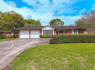 5538 Beechnut St, Houston, TX 77096