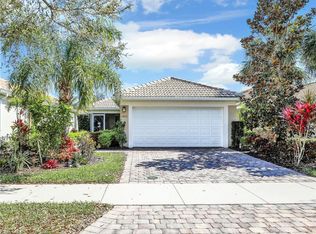 15071 Reef Ln, Bonita Springs, FL 34135