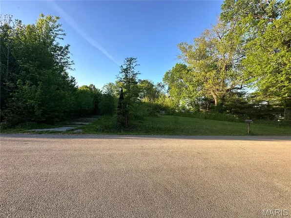 229 Kathy Ln, Poplar Bluff, MO 63901