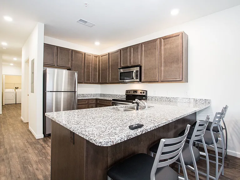 106 E Armory Ave #304 — Photo 7