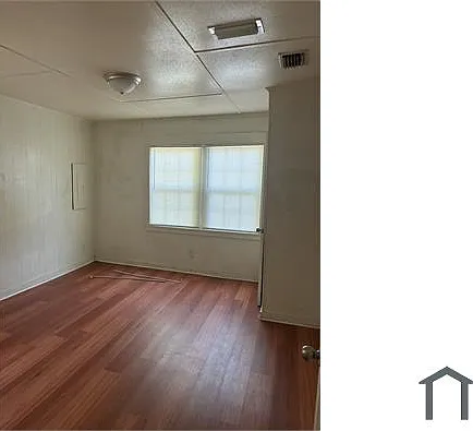 1821 Seale St — Photo 5