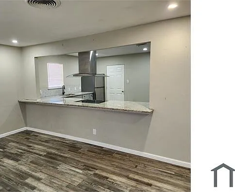 4 bed, 1505 sqft, $2,500 — Photo 2