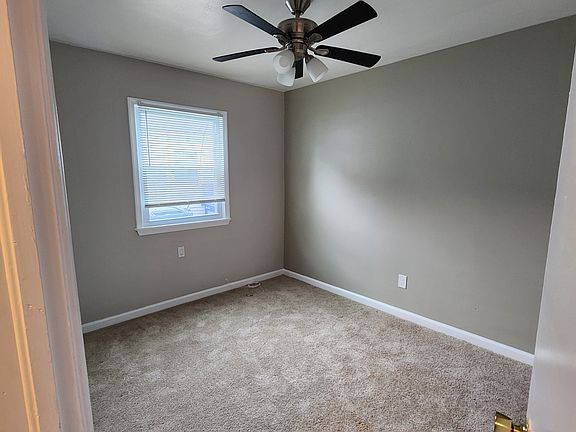 5th image of 3320 Pleasant Ave APT D
