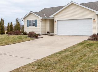 4629 Beacon View Dr, Racine, WI 53402