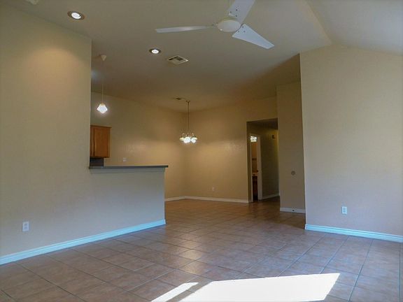 3rd image of 418 W Green Ave APT B