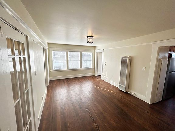 2nd image of 910 Napa St