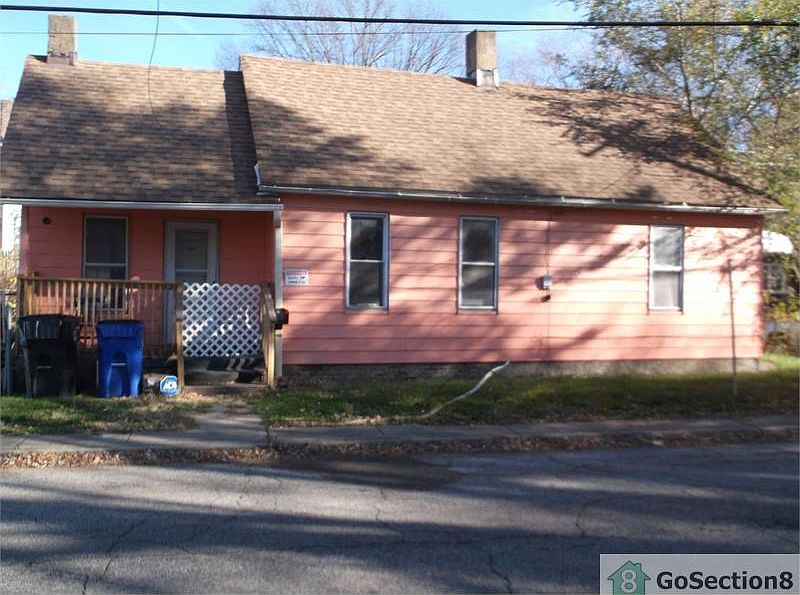 1st image of 7912 Eve Ave