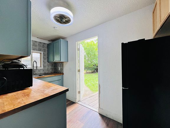 5th image of 1821 Meridel Ave Unit C