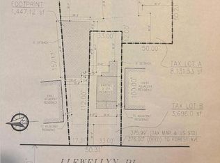 99 Llewellyn Pl, Staten Island, NY 10310