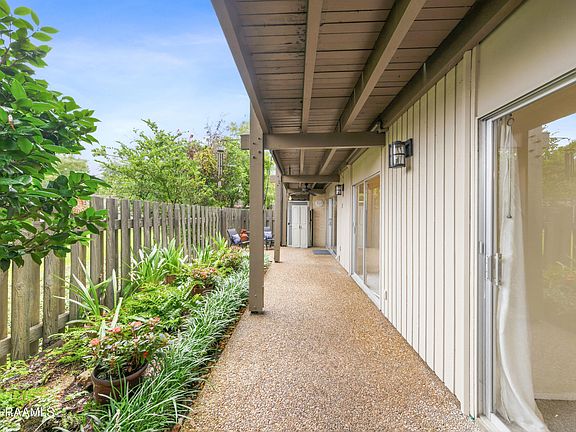 3rd image of 1008 S College Rd APT 118