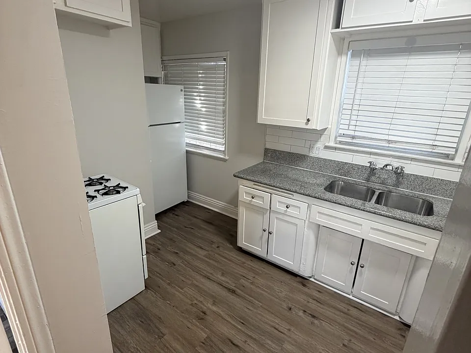 21110 W Florence Ave #5